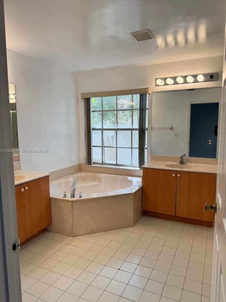 SILVER FALLS POD - Residential