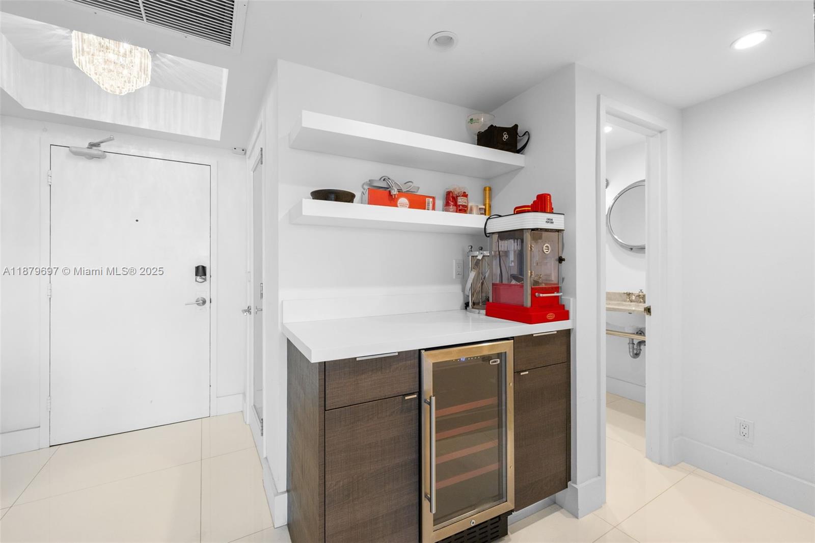 THE DECOPLAGE CONDO - Residential