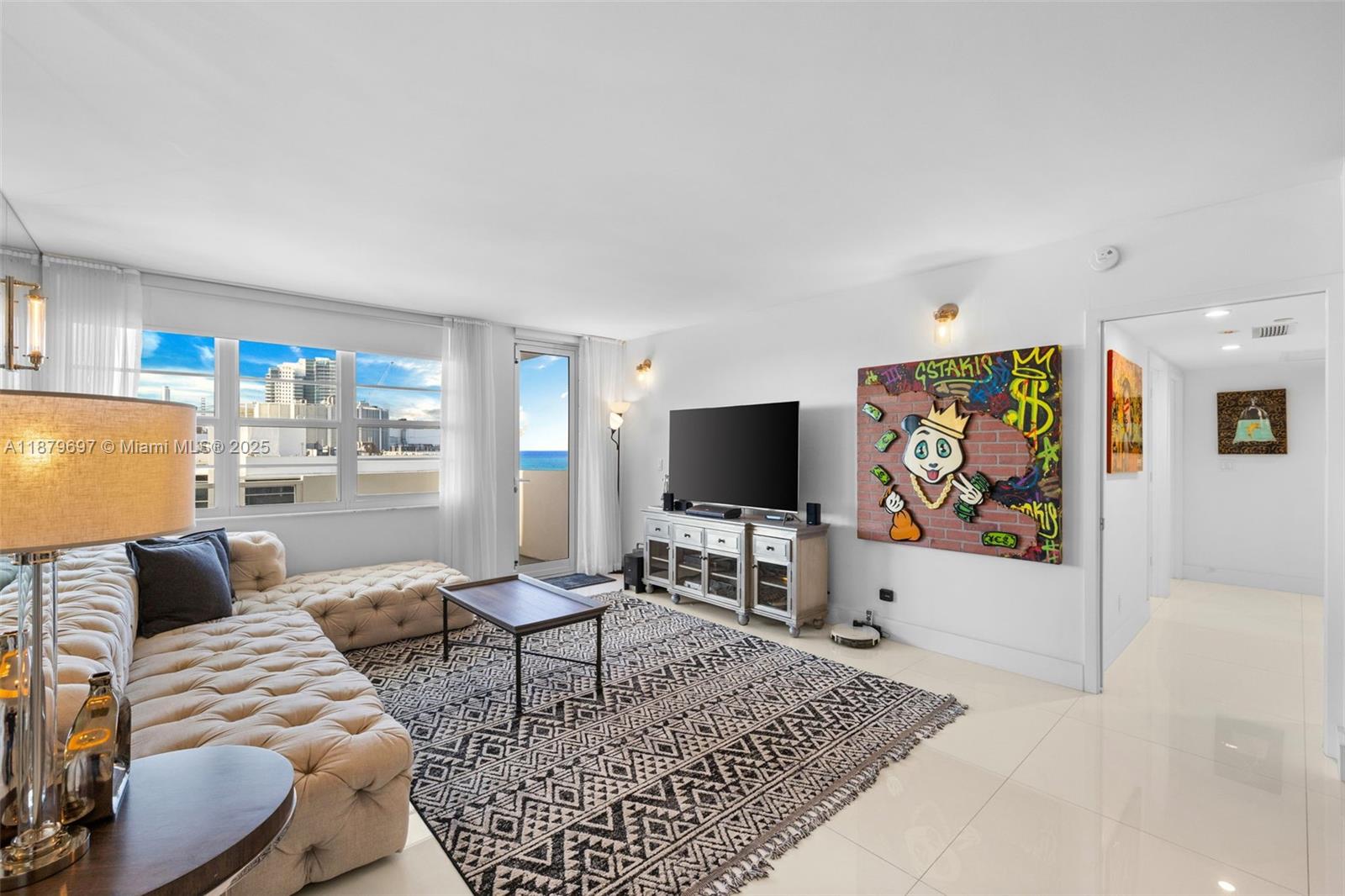 THE DECOPLAGE CONDO - Residential