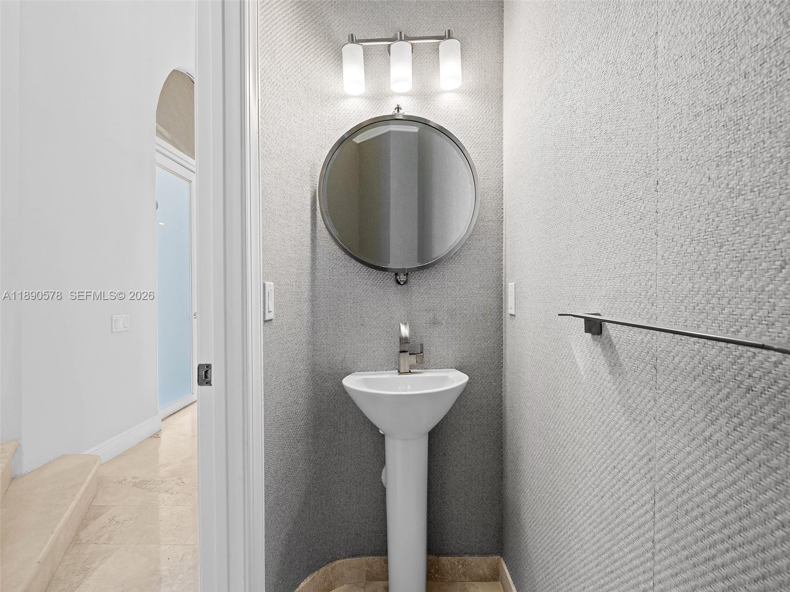 COLEE HAMMOCK - Residential