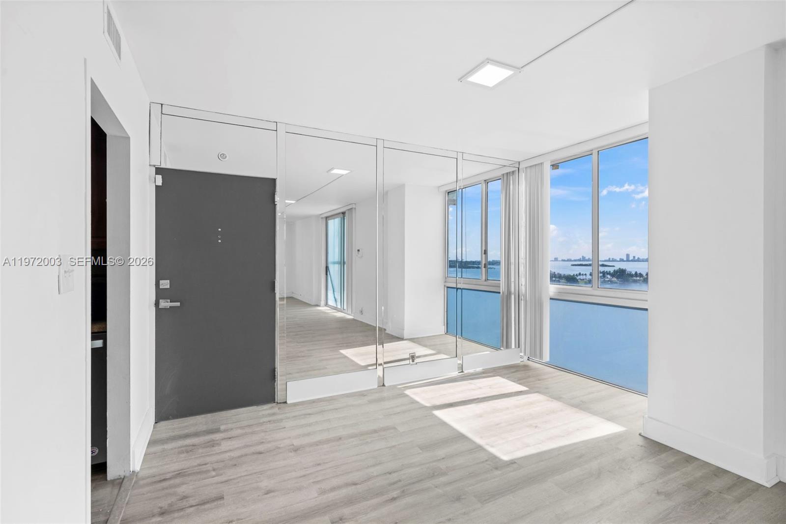 3301 NE 5th Ave 1010