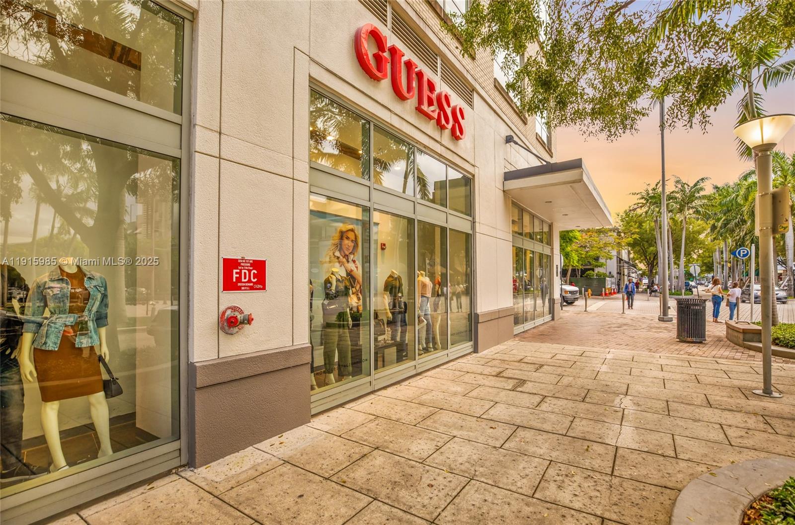 MIDBLOCK MIAMI CONDO - Residential