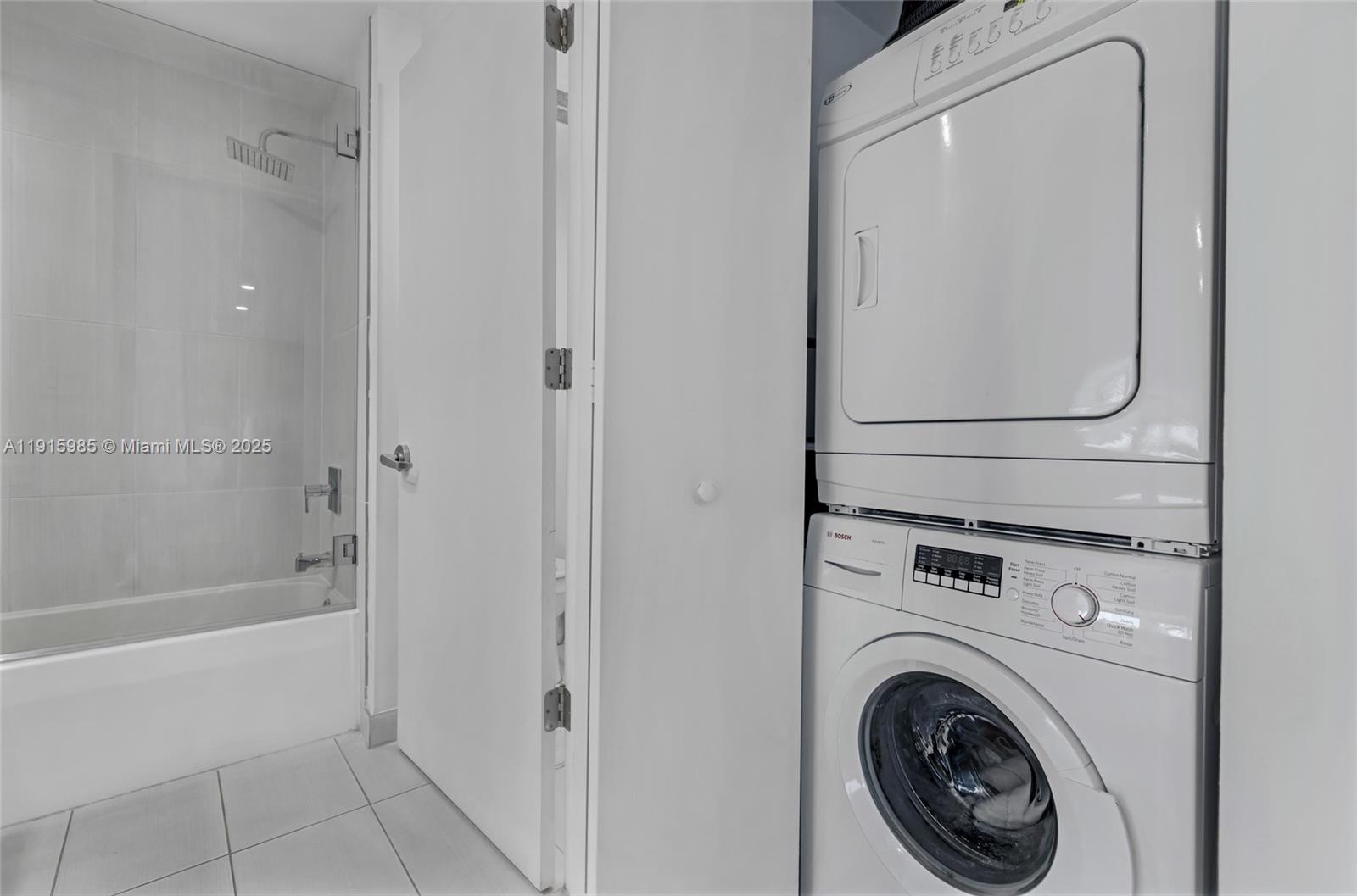 MIDBLOCK MIAMI CONDO - Residential