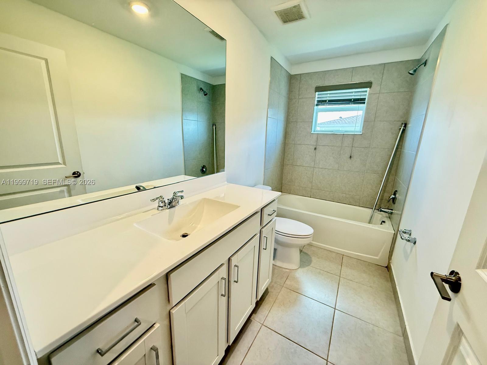 LAKESHORE AT THE FOUNTAIN - Residential Lease