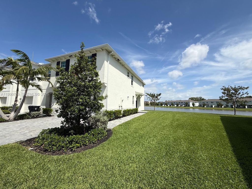 Photo of 6931 Harbours Edge Ave #6931, Lake Worth, FL 33467 (MLS # A11999719)