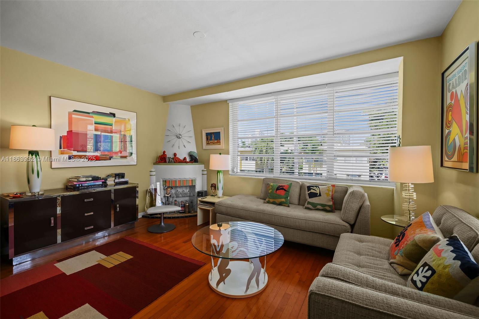 1525 Meridian Ave 202