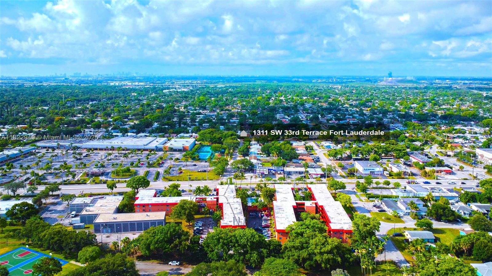 BREEZYWAY MANOR SECOND AD - Residential