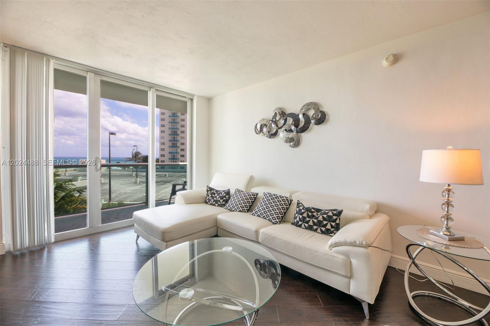 TIDES ON HOLLYWOOD BEACH - Residential