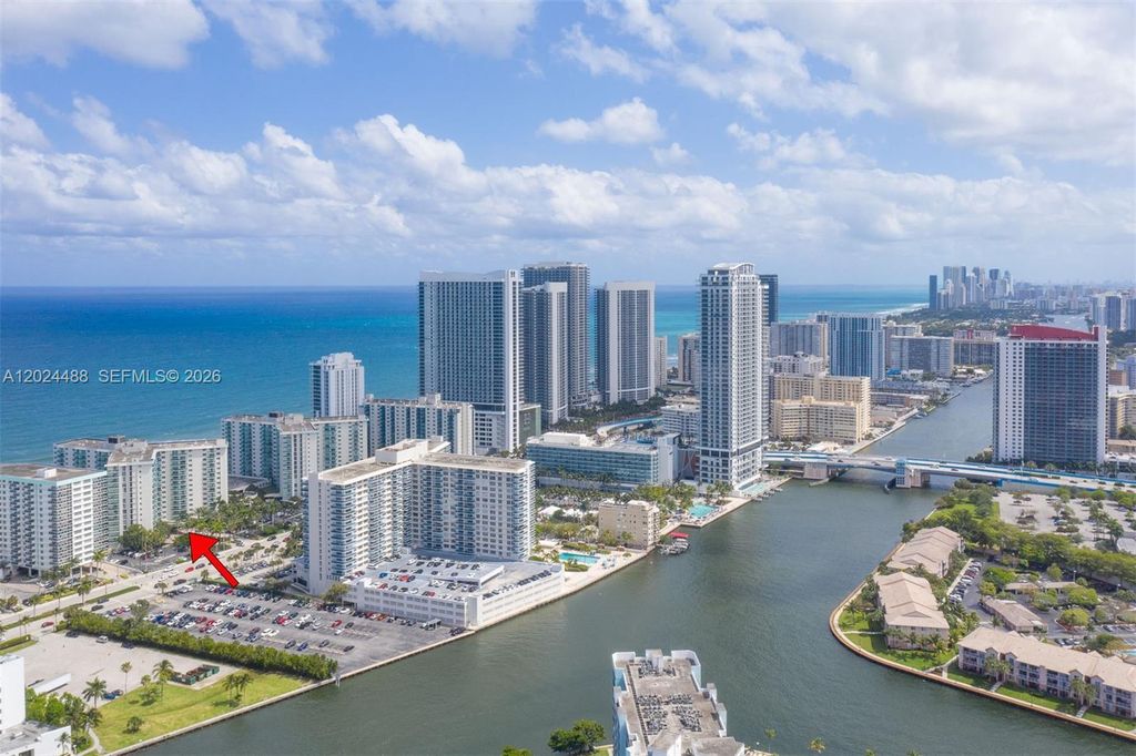 Photo of 3801 S Ocean Drive #5L, Hollywood, FL 33019 (MLS # A12024488)