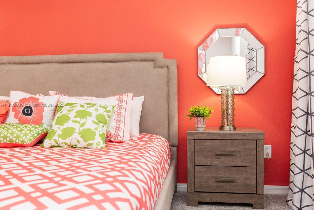 SOLARA RESORT VACATION - Residential