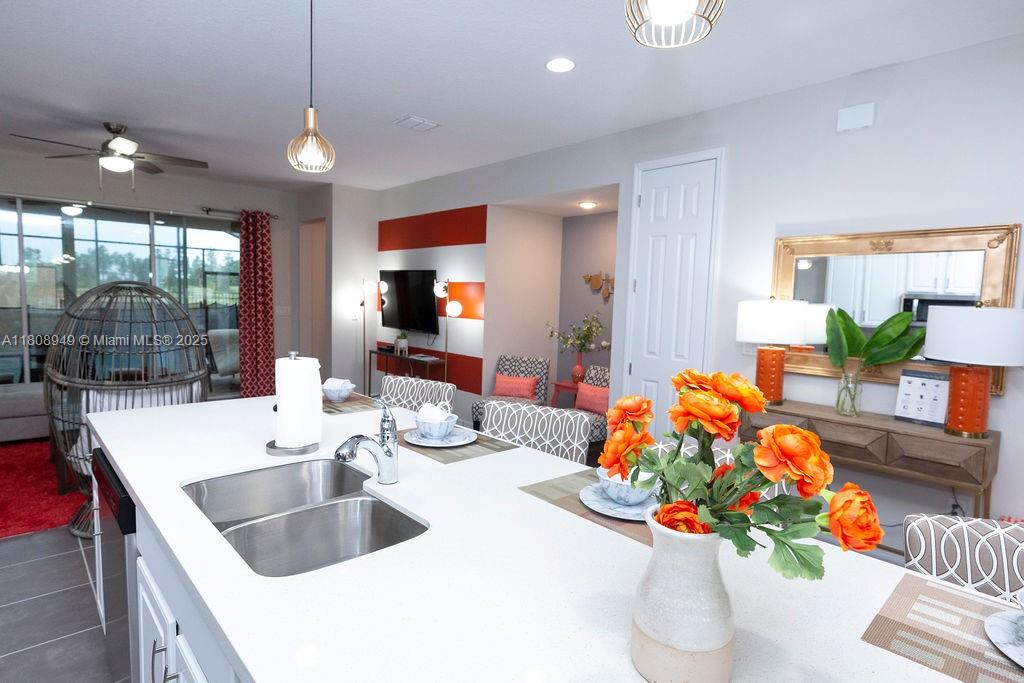 SOLARA RESORT VACATION - Residential