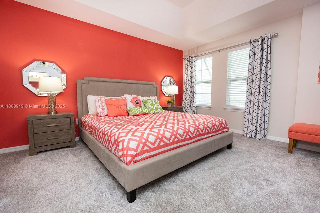 SOLARA RESORT VACATION - Residential