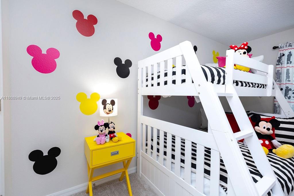 SOLARA RESORT VACATION - Residential