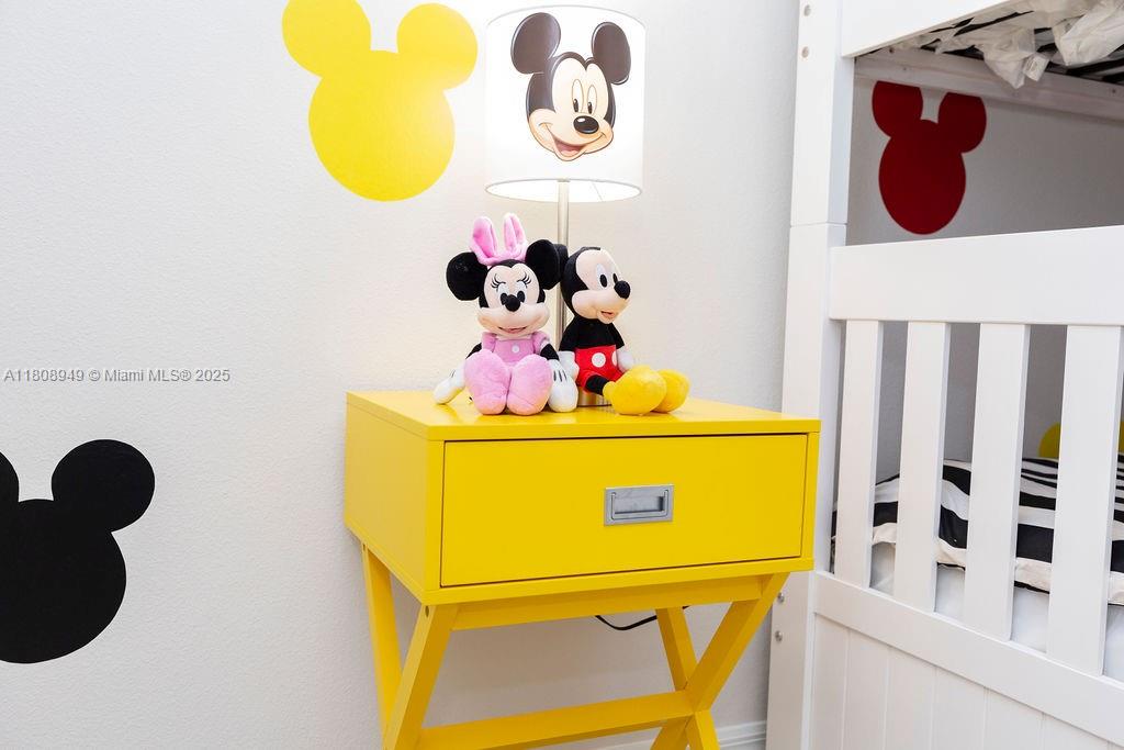 SOLARA RESORT VACATION - Residential