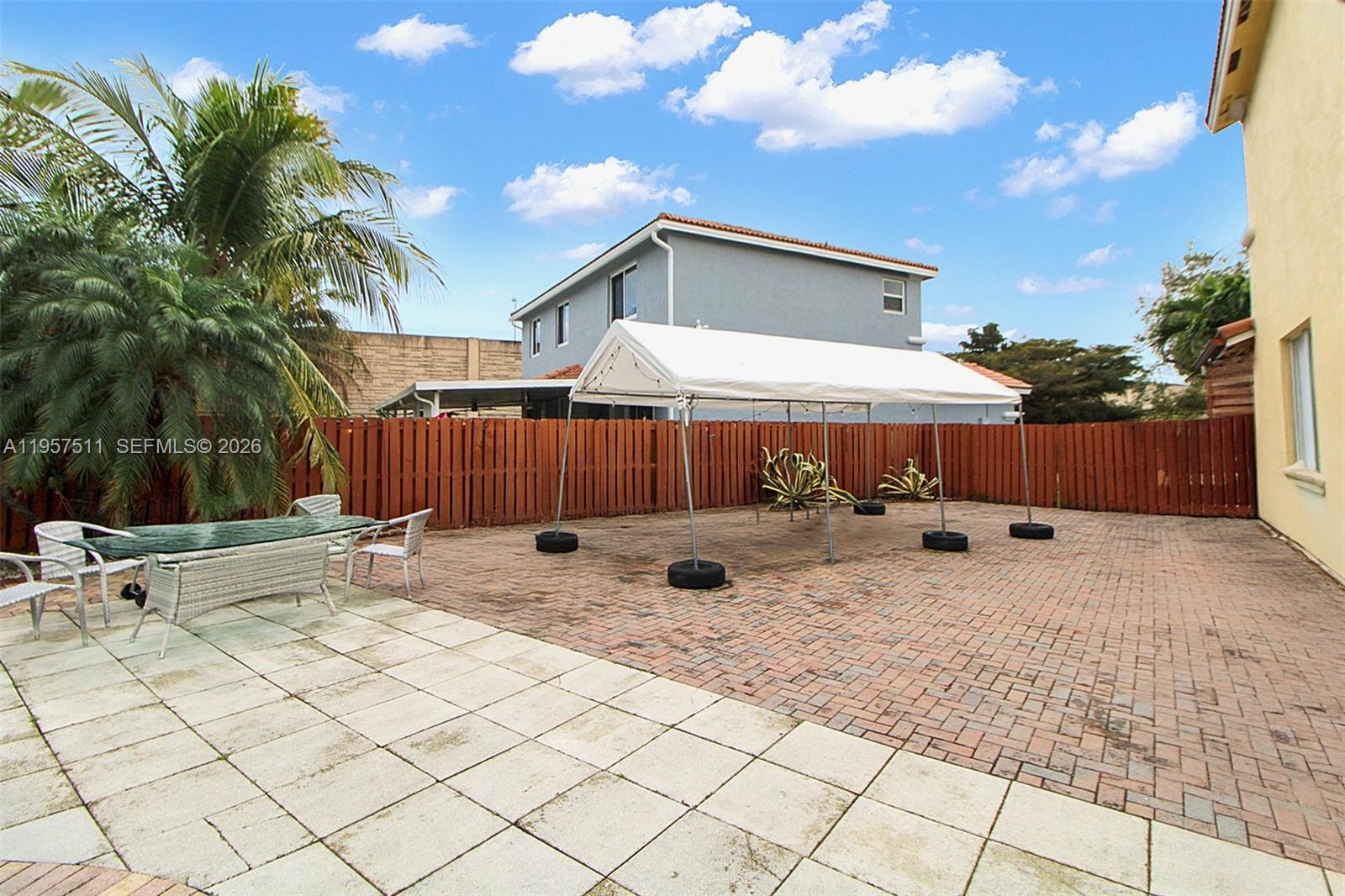 VILLAS DEL CAMPO SUB - Residential