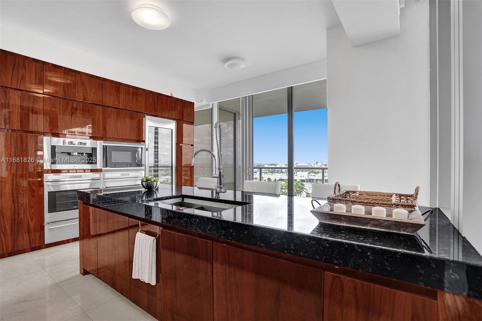 BAL HARBOUR NORTH SOUTH C - Residential