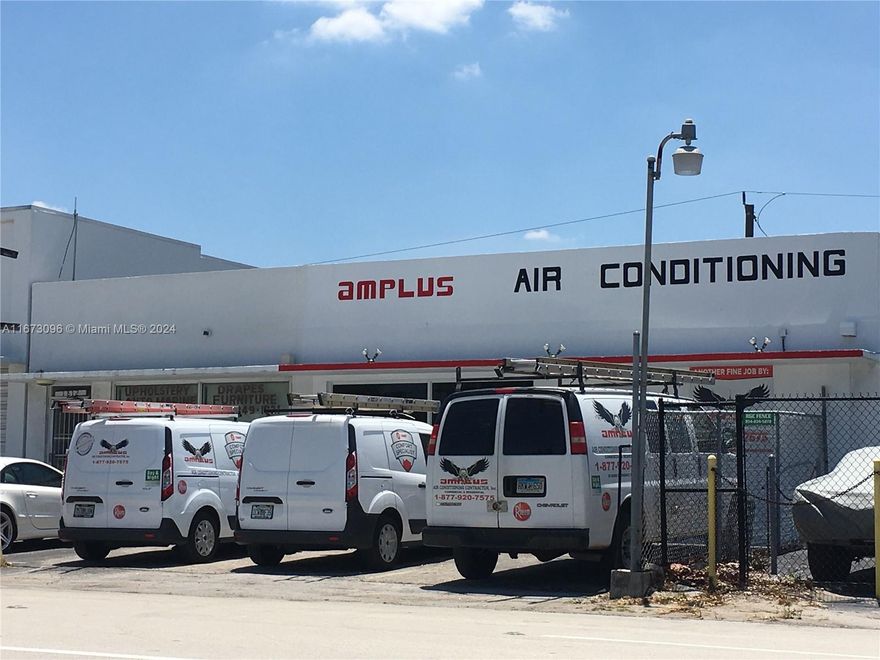 This 3,560 sf flex space building is a perfect blend of retail and true industrial situated on a 7,268 sf lot. This building is located on Dixie Hwy. Total of 16 parking spaces, with access from the alley. Companies are choosing Hollywood for its convenient location in the heart of South Florida with easy access to Port Everglades and Fort Lauderdale Hollywood International Airport, as well as major transportation routes and employment centers. Businesses are expanding and new visitors and residents are discovering the unique blend of value and quality that sets Hollywood apart from other South Florida cities.