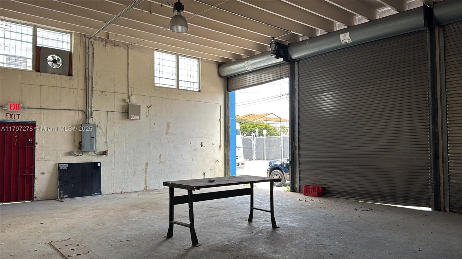 748 NW 24th St