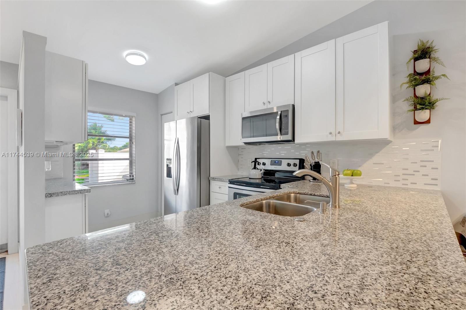 WHISPER WALK - Residential