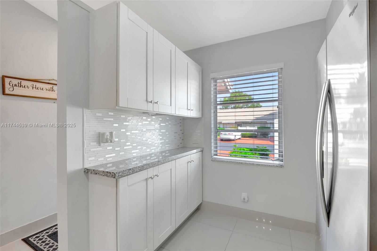 WHISPER WALK - Residential