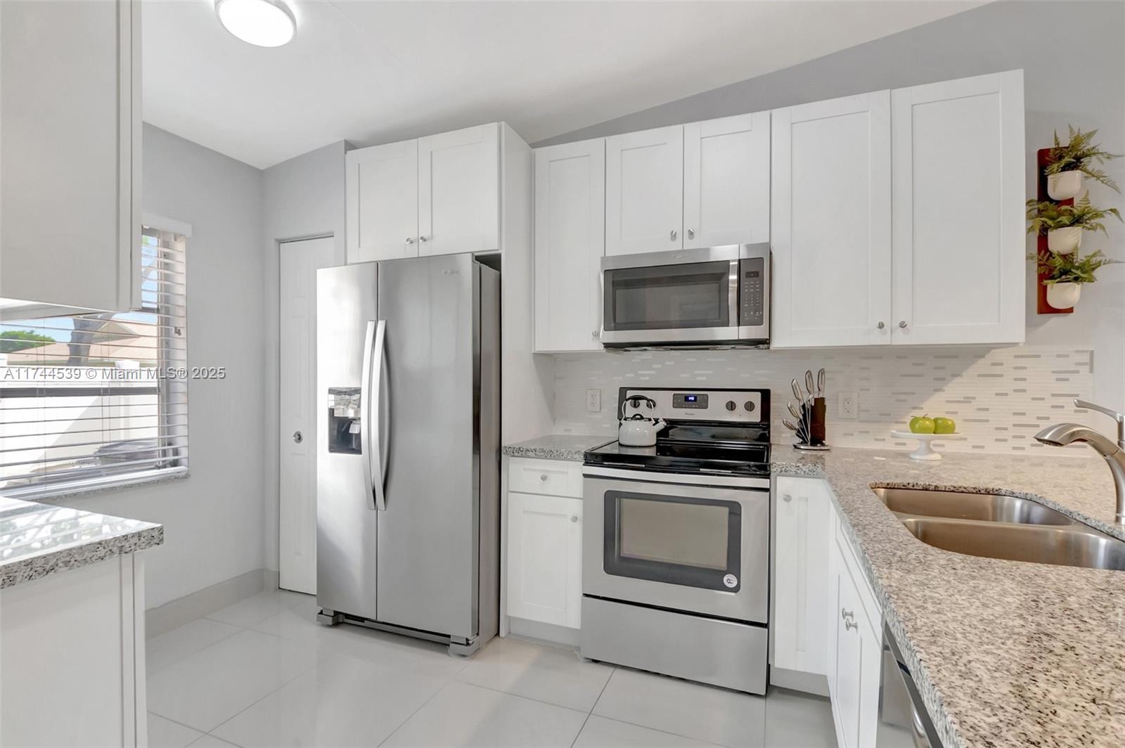 WHISPER WALK - Residential