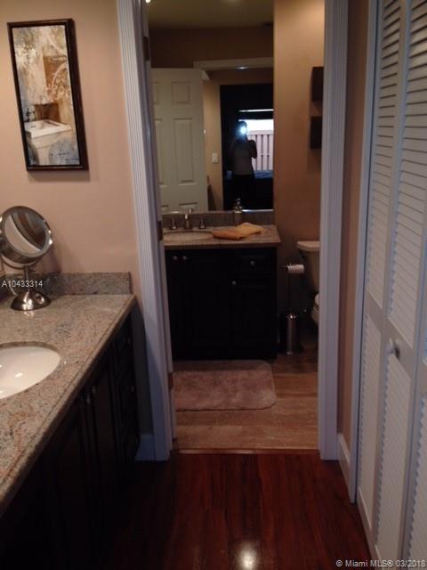 KINGS COURT WEST - Residential Lease