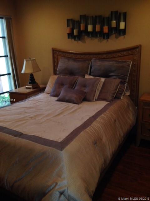 KINGS COURT WEST - Residential Lease