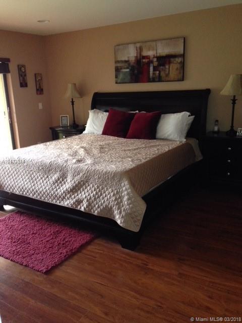 KINGS COURT WEST - Residential Lease