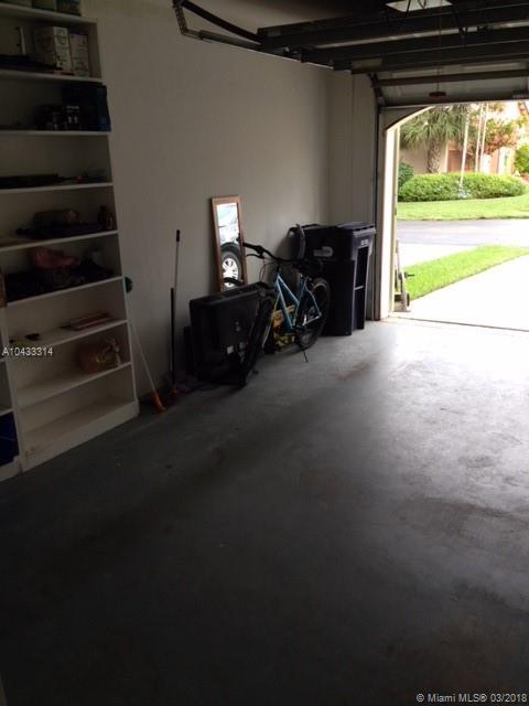 KINGS COURT WEST - Residential Lease