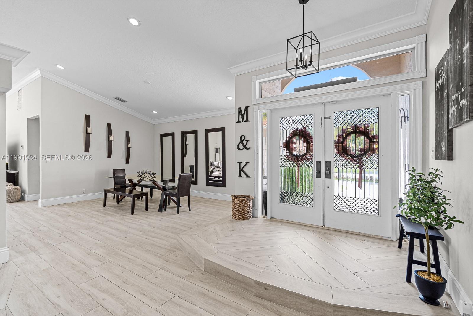 PINE RIDGE - Residential