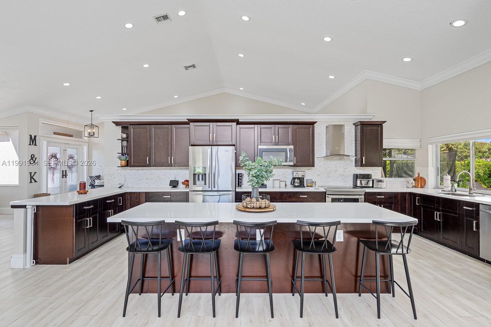 PINE RIDGE - Residential