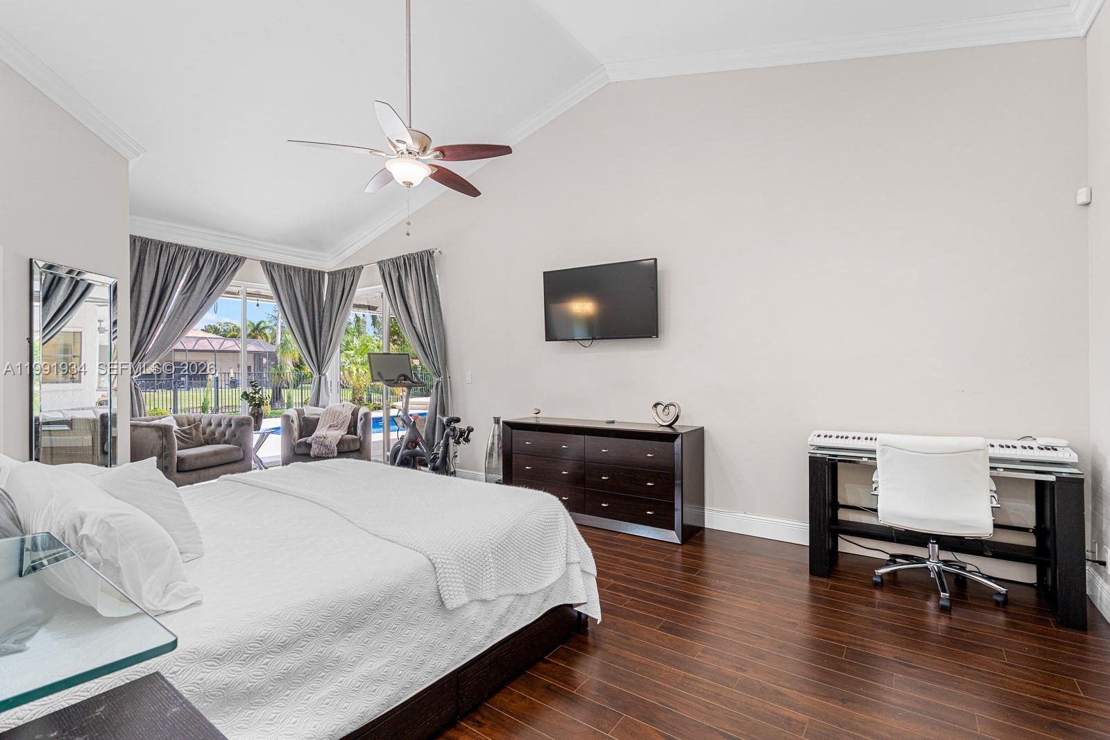 PINE RIDGE - Residential