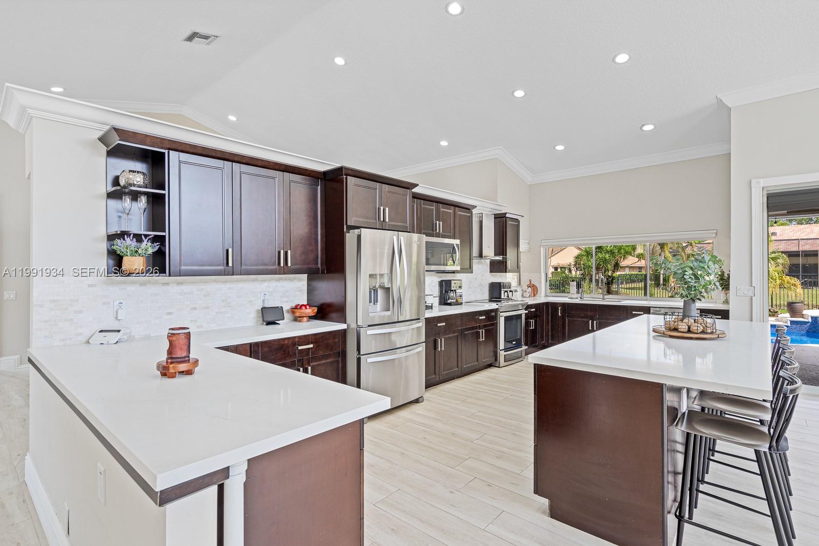 PINE RIDGE - Residential