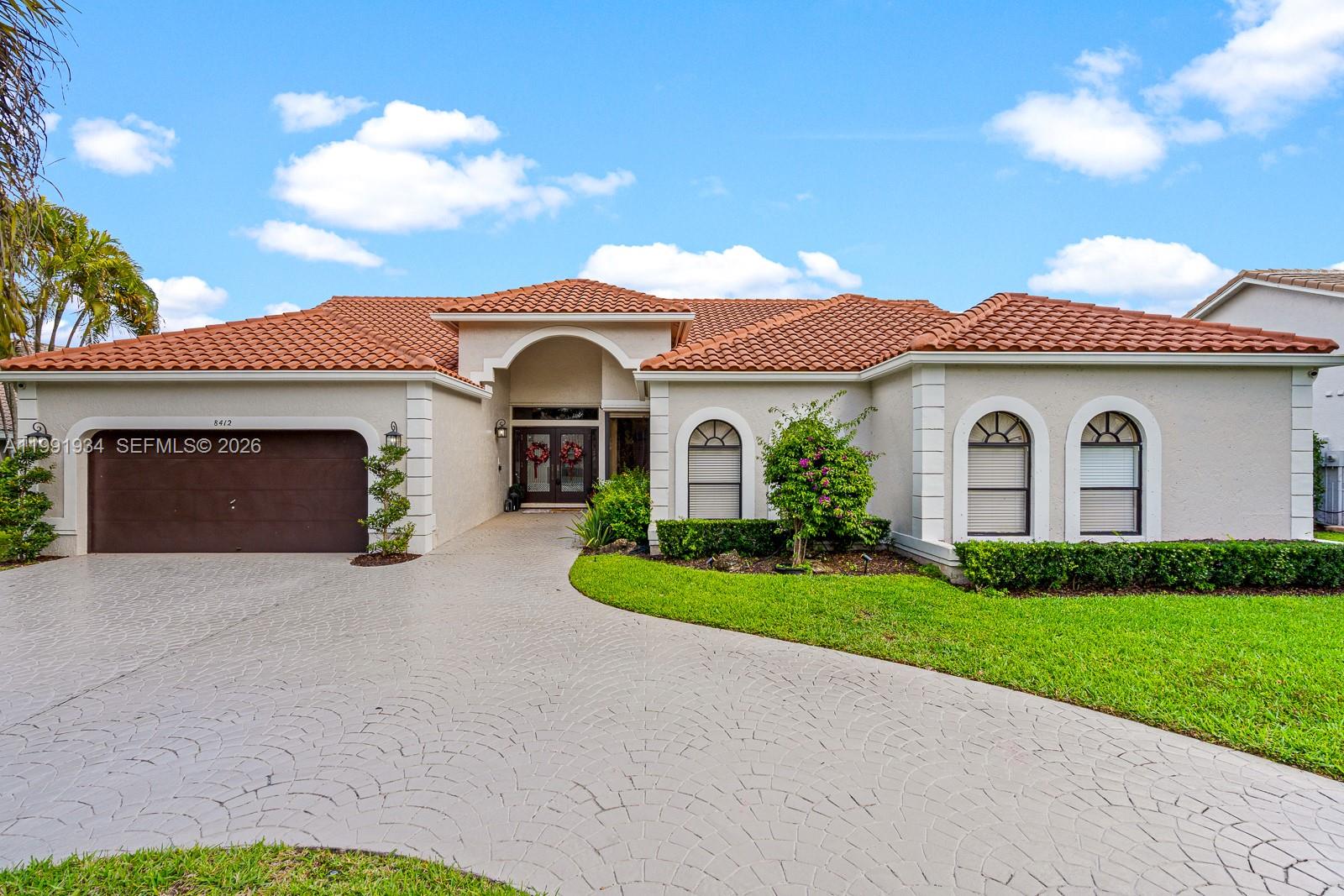 PINE RIDGE - Residential