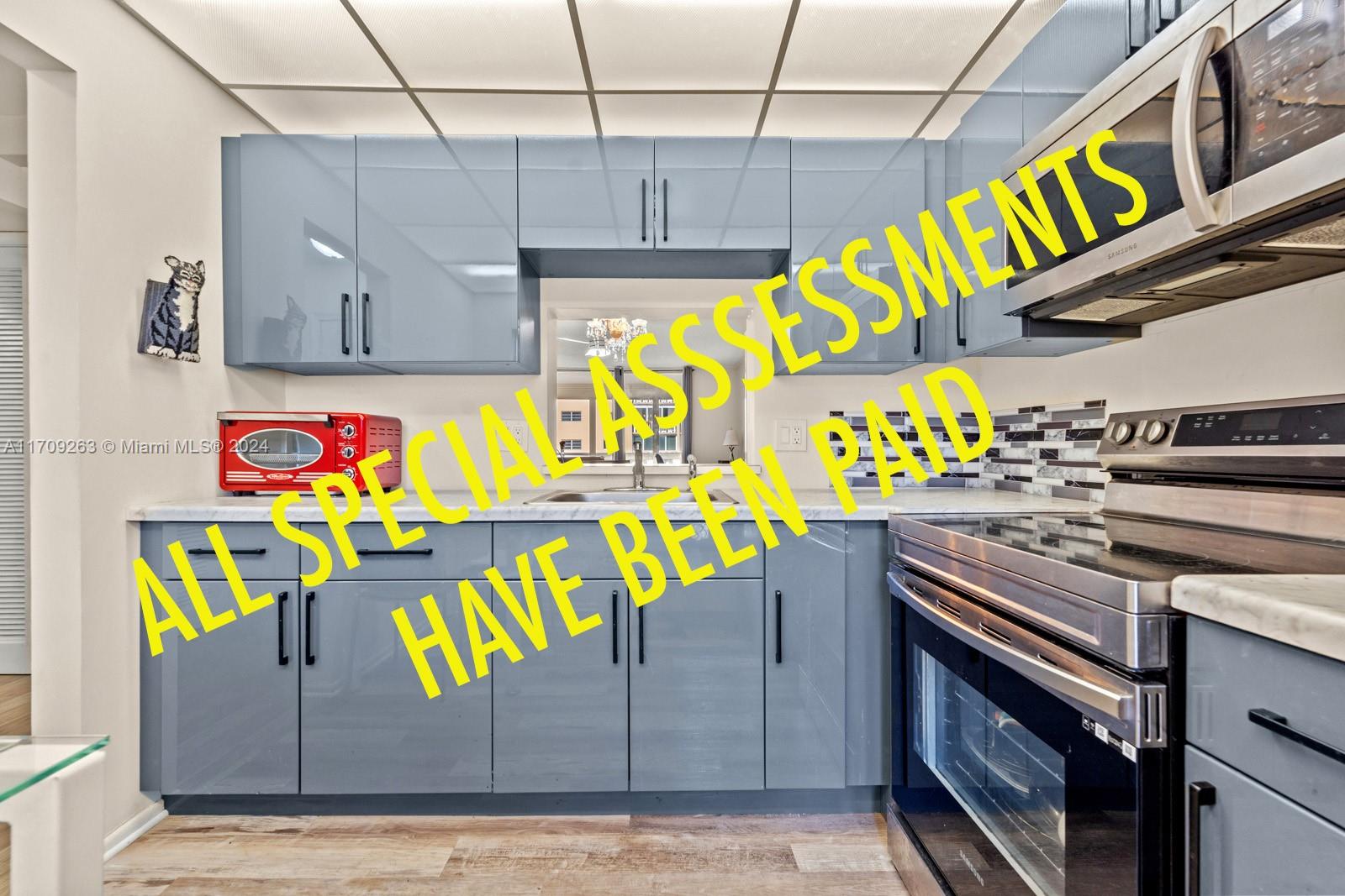 Property for Sale at 421 Ne 14th Ave 405, Hallandale Beach, Broward County, Florida - Bedrooms: 1 
Bathrooms: 1  - $165,000