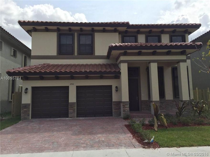 Beautiful new home with 5 bedrooms 4 bath all in a great West Dade location. Never lived in ! owner says sell it or rent which ever comes first. May be possible to do a Lease with Option to buy. just reduced ! bring qualified tenants.