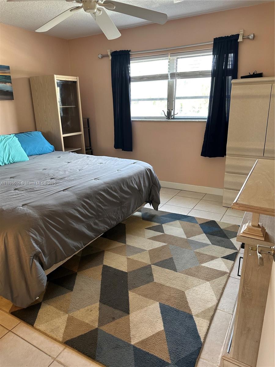 PARADISE VILLAS CONDO - Residential