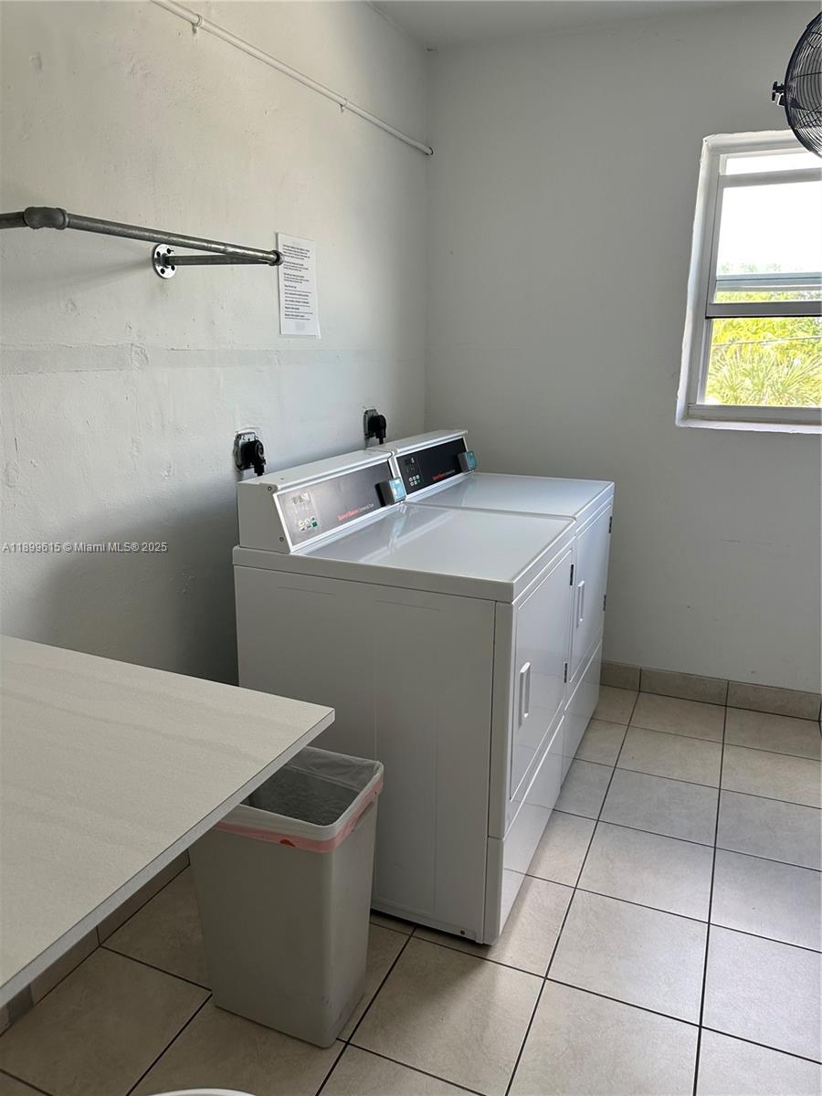 PARADISE VILLAS CONDO - Residential