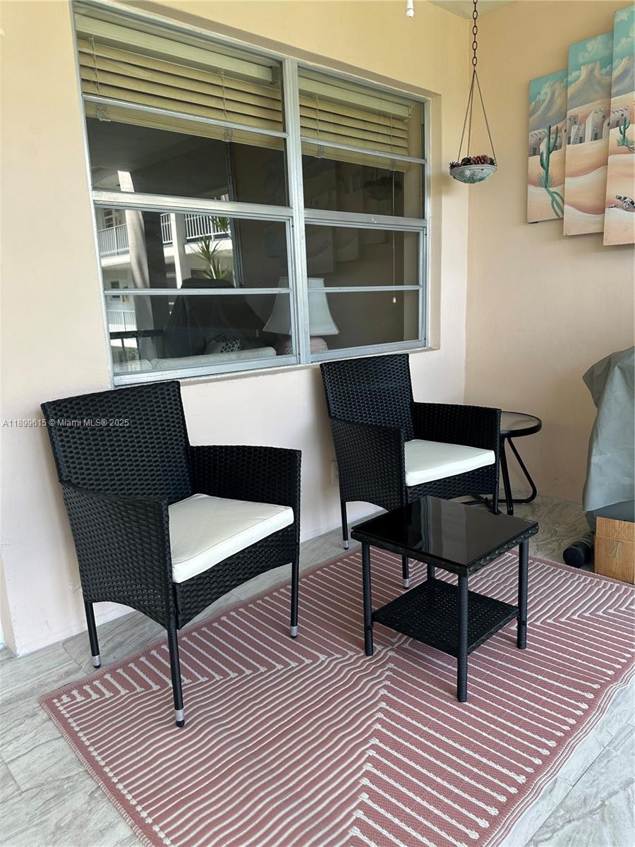 PARADISE VILLAS CONDO - Residential