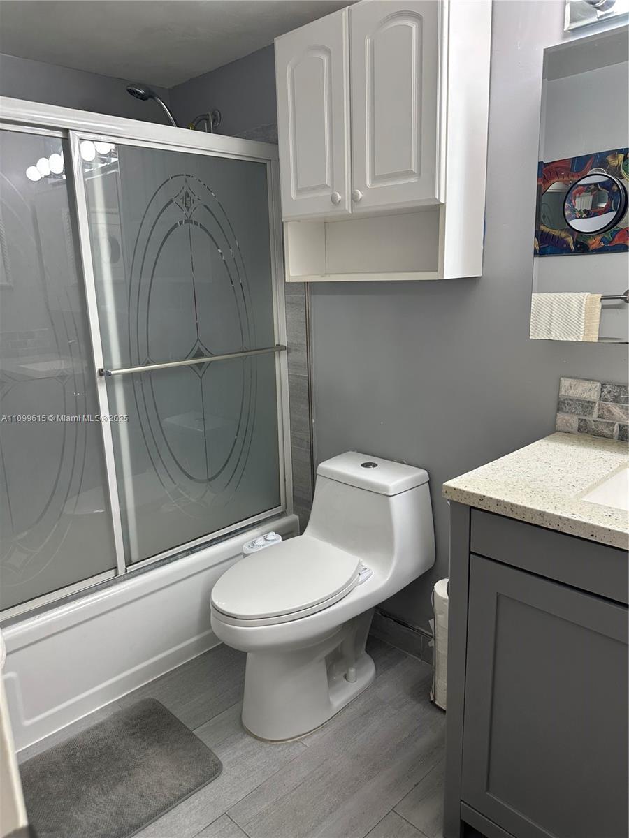 PARADISE VILLAS CONDO - Residential