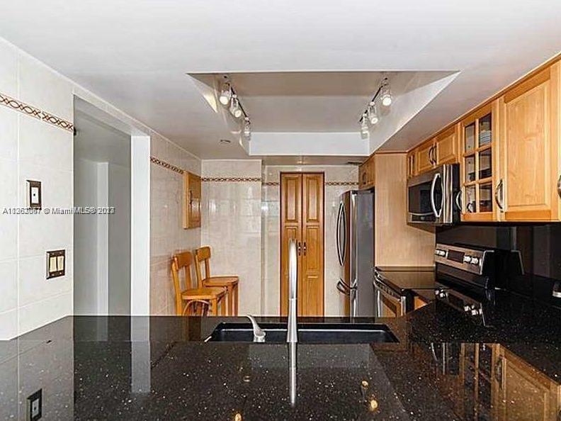 VENETIA CONDO - Residential