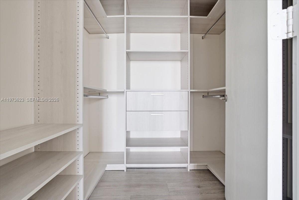 BISCAYNE BEACH CONDO - Residential