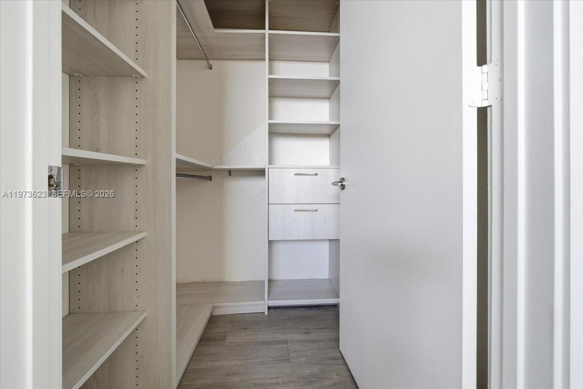 BISCAYNE BEACH CONDO - Residential