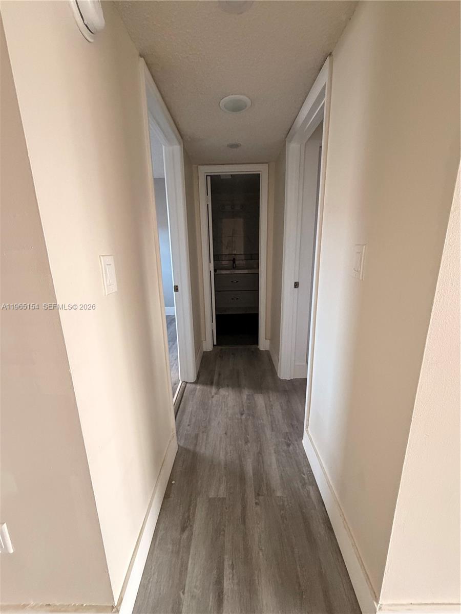 EL CONQUISTADOR NORTH CON - Residential Lease