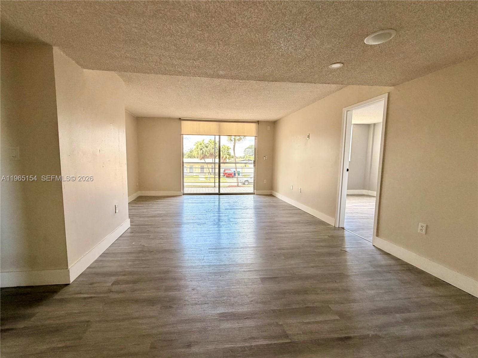 EL CONQUISTADOR NORTH CON - Residential Lease