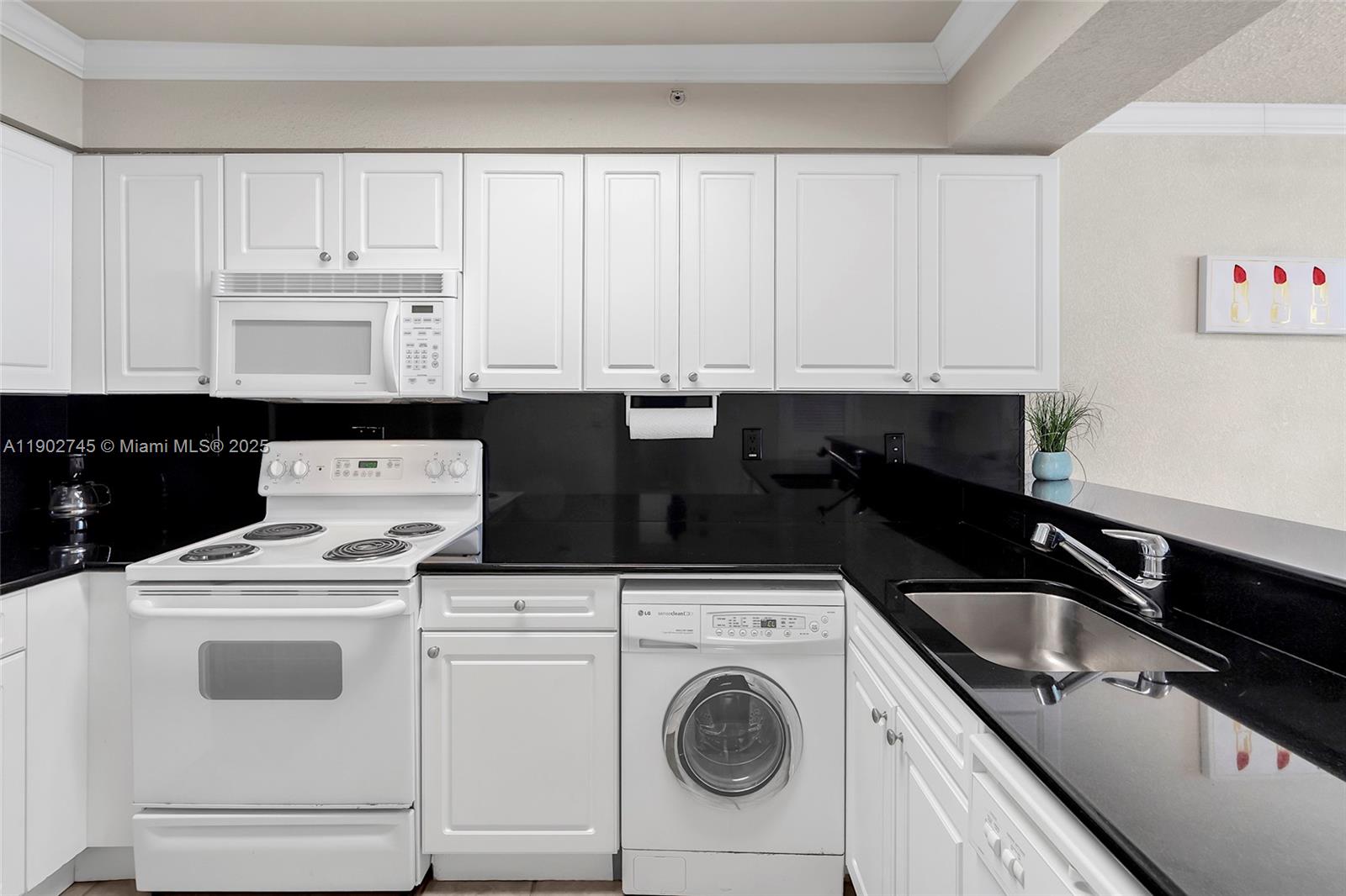 WAVE CONDO - Residential Lease