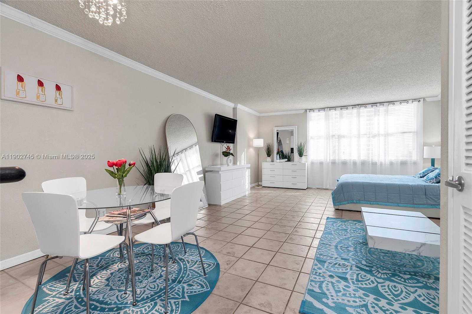 WAVE CONDO - Residential Lease