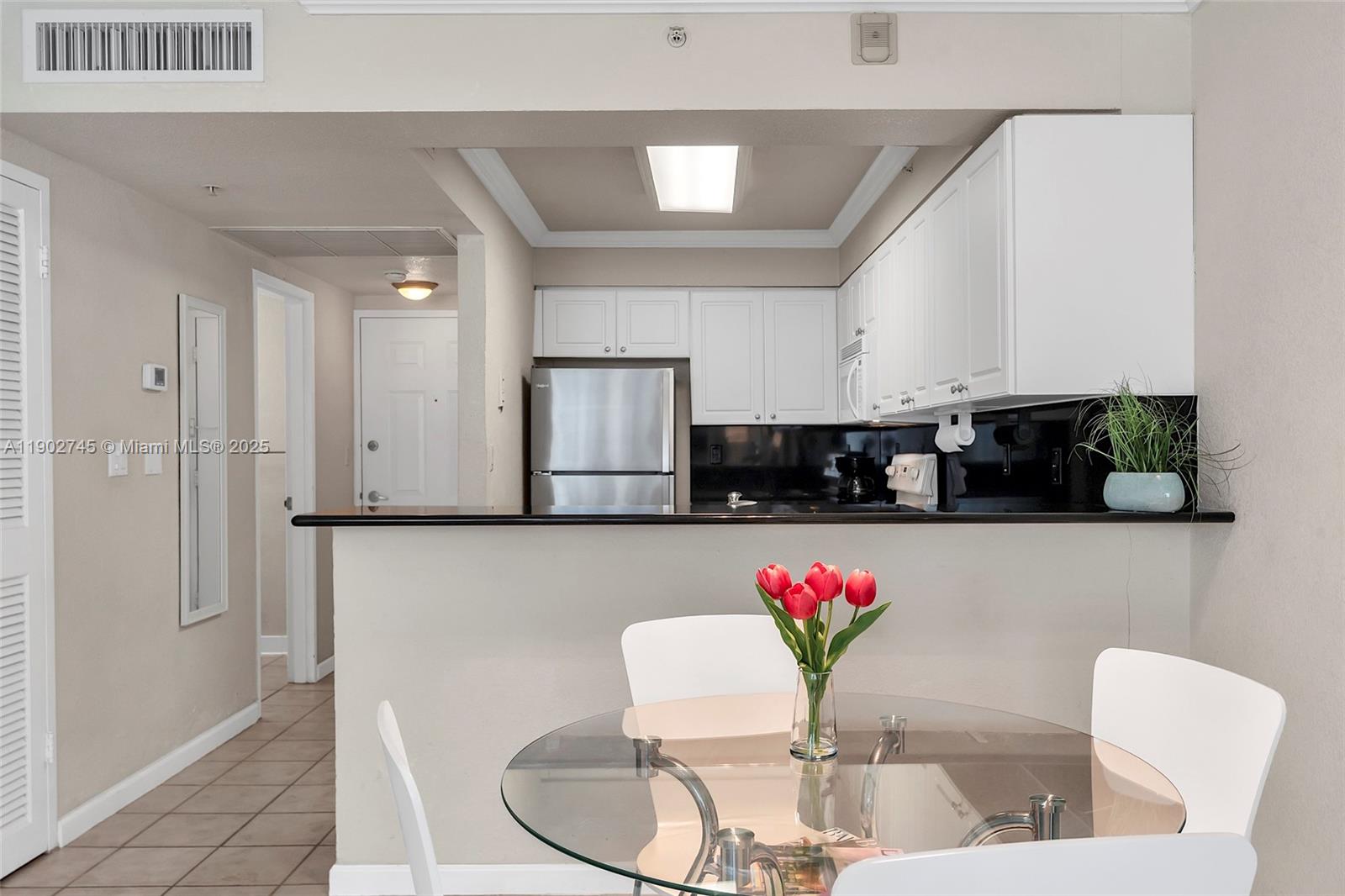 WAVE CONDO - Residential Lease