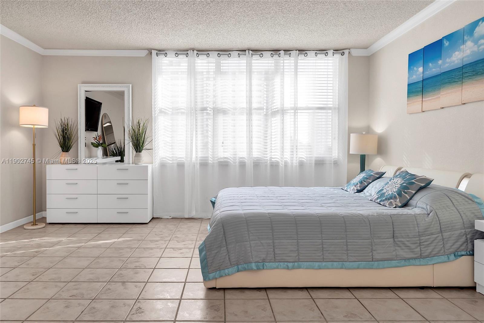 WAVE CONDO - Residential Lease
