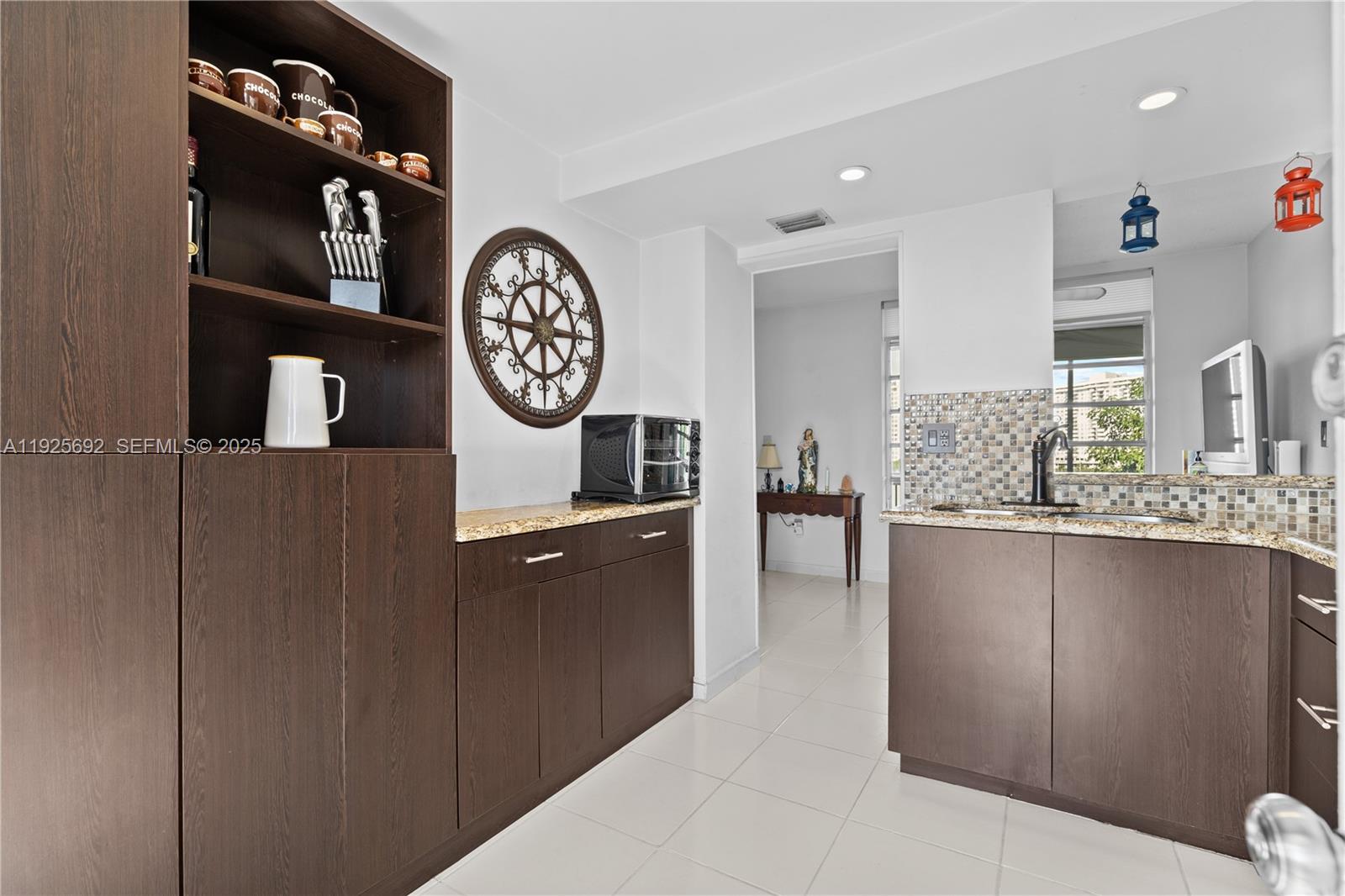 POINT EAST ONE CONDO-BLDG - Residential